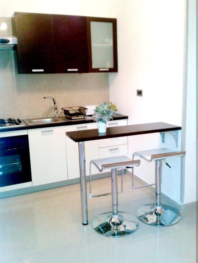 Apartment Ory Near The City Center With Free Parking พูลา ภายนอก รูปภาพ